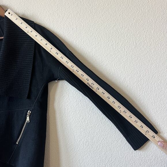 St. John Angora Wool Blend Jacket Sewn By Hand Black Luxe Cozy Elegance Sz P - Picture 10 of 11